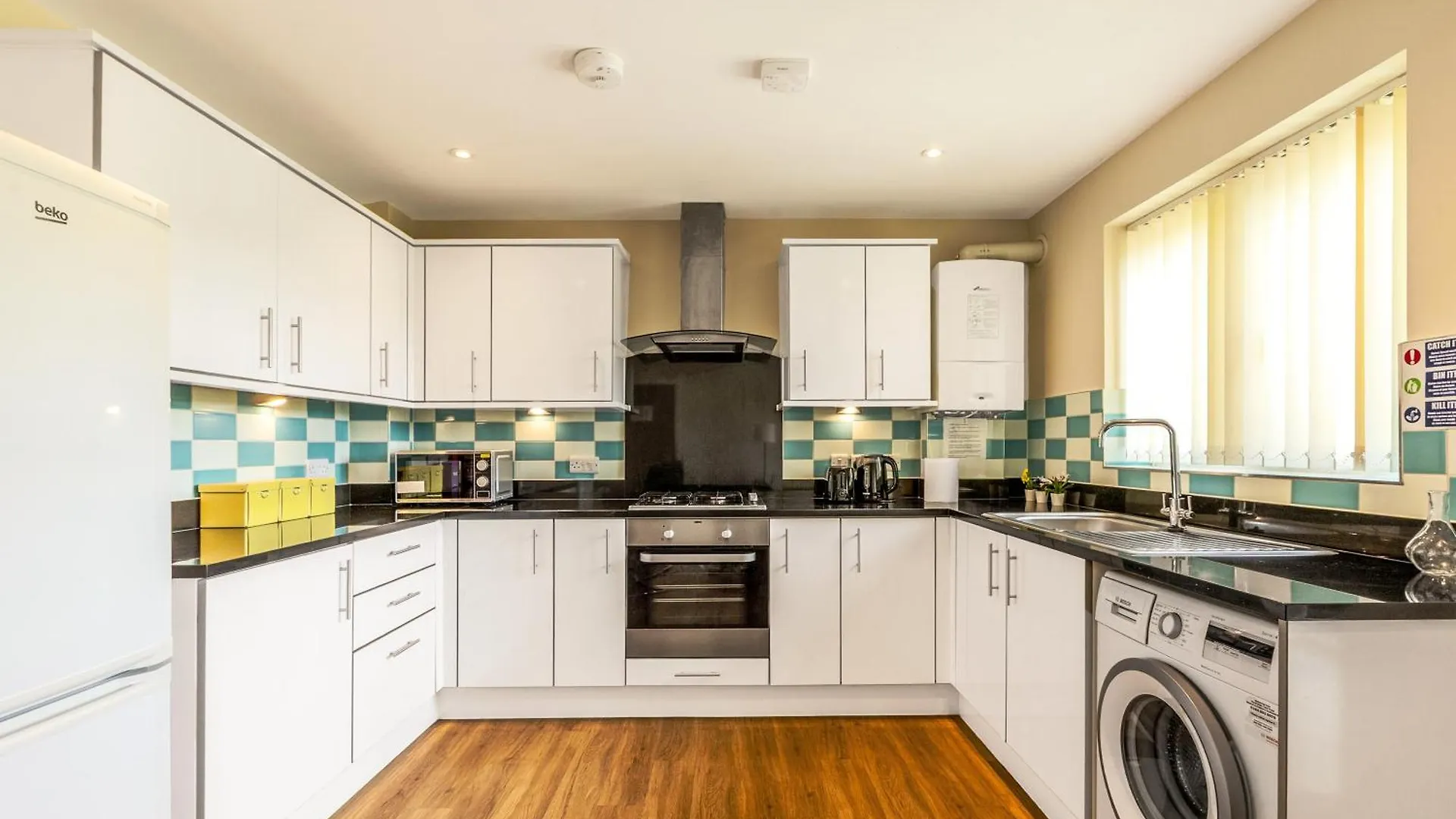 2Br Apt With Balcony, 5 Mins To Heathrow Stanwell